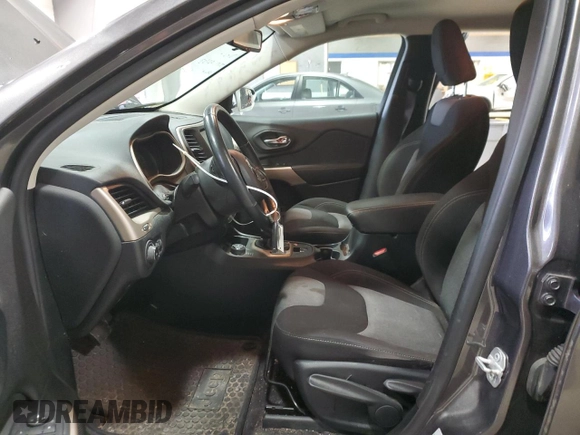 2018 Jeep Cherokee Latitude Tech Connect с VIN 1C4PJMCX8JD586727, выставлен на аукционе Copart как лот 42316915 с пробегом 92 382 миль миль и Списание • Salvage title. История ставок и продаж доступна на DreamBid. Изображение 7.