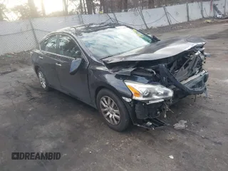 2015 Nissan Altima 2.5 SL with VIN 1N4AL3AP4FC428899, listed as a IAAI auction lot 41837247 with 122,994 mi miles. Bid and sale history available at carsss.com. Image 1.