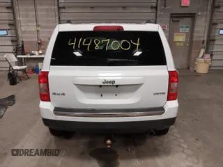 2015 Jeep Patriot Limited with VIN 1C4NJRCB8FD188966, listed as a IAAI auction lot 41487004 with 150,646 mi miles and . Bid and sale history available at DreamBid. Image 16.