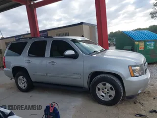 2012 Chevrolet Tahoe LT z VIN 1GNSCBE03CR144606, wystawiony jako IAAI lot #42005433 z przebiegiem 193 386 mil mil oraz . Historia ofert i sprzedaży dostępna na DreamBid. Obrazek 13.