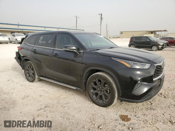 2022 Toyota Highlander LE z VIN 5TDZZRAH3NS109790, wystawiony jako Copart lot #49627715 z przebiegiem 33 113 mil mil oraz Szkoda całkowita • Salvage title. Historia ofert i sprzedaży dostępna na DreamBid. Obrazek 4.