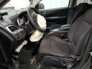 2017 Dodge Journey SE with VIN 3C4PDCAB4HT704902, listed as a Copart auction lot 51410815 with 153,976 mi miles and Salvage Title. Bid and sale history available at DreamBid. Image 7.