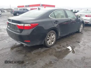 2013 Lexus ES 250 with VIN JTHBK1GG0D2033178, listed as a IAAI auction lot 41423552 with 281,442 mi miles and . Bid and sale history available at DreamBid. Image 4.