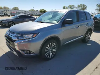 2020 Mitsubishi Outlander ES z VIN JA4AZ3A38LZ026540, wystawiony jako Copart lot #50567305 z przebiegiem 167 081 mil mil oraz Szkoda całkowita • Salvage title. Historia ofert i sprzedaży dostępna na DreamBid. Obrazek 1.