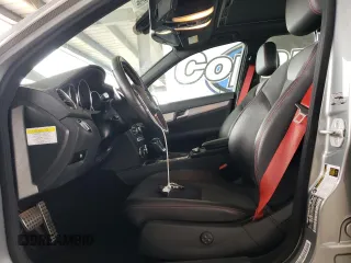 2014 Mercedes-Benz C 250 Sport z VIN WDDGF4HB8EG217004, wystawiony jako Copart lot #58807465 z przebiegiem 81 687 mil mil oraz Szkoda całkowita • Salvage title. Historia ofert i sprzedaży dostępna na DreamBid. Obrazek 7.