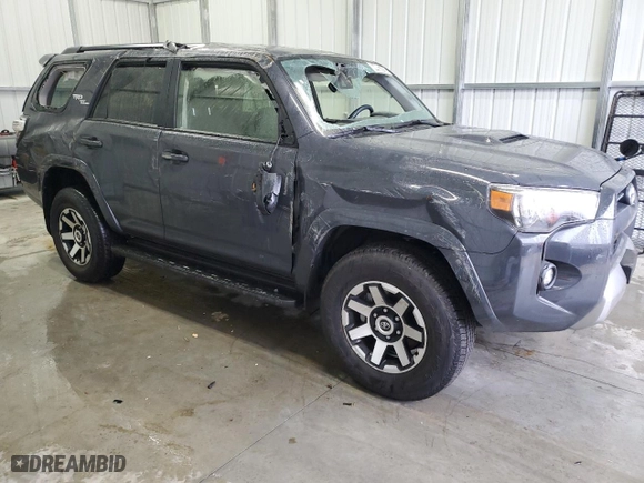 2024 Toyota 4Runner TRD Off Road with VIN JTEPU5JR5R6268528, listed as a Copart auction lot 44967435 with 20,162 mi miles and Salvage Title. Bid and sale history available at carsss.com. Image 4.