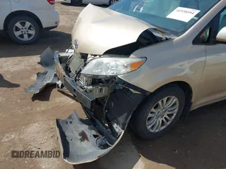 2012 Toyota Sienna XLE AAS with VIN 5TDYK3DC0CS202891, listed as a IAAI auction lot 41938594 with Not Provided miles and . Bid and sale history available at carsss.com. Image 19.