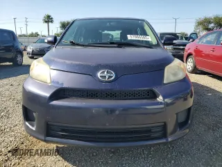 2014 Scion xD z VIN JTKKUPB41E1039762, wystawiony jako Copart lot #57066585 z przebiegiem 179 364 mil mil oraz Tytuł czysty. Historia ofert i sprzedaży dostępna na DreamBid. Obrazek 5.