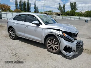 2023 Audi SQ5 Premium Plus with VIN WA1A4AFY7P2111195, listed as a Copart auction lot 50135224 with 10,436 mi miles. Bid and sale history available at carsss.com. Image 4.