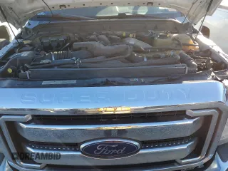 2015 Ford F-350 Lariat with VIN 1FT8W3DTXFEA10084, listed as a Copart auction lot 86024944 with 326,253 mi miles and Clean title. Bid and sale history available at DreamBid. Image 7.