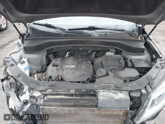 2014 Kia Sorento LX with VIN 5XYKT3A67EG477367, listed as a IAAI auction lot 41911249 with 172,320 mi miles and . Bid and sale history available at DreamBid. Image 10.