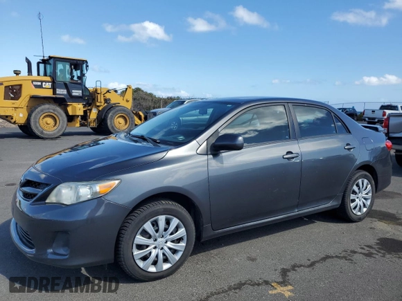2012 Toyota Corolla L z VIN 2T1BU4EE9CC760964, wystawiony jako Copart lot #48772445 z przebiegiem 142 246 mil mil oraz Szkoda całkowita • Salvage title. Historia ofert i sprzedaży dostępna na DreamBid. Obrazek 1.