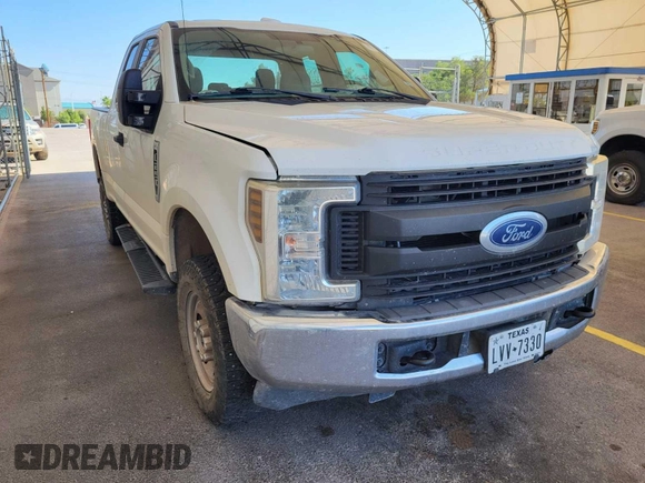 2019 Ford F-250 XL with VIN 1FT7X2B64KEE42034, listed as a IAAI auction lot 42716725 with 170,756 mi miles and . Bid and sale history available at DreamBid. Image 14.