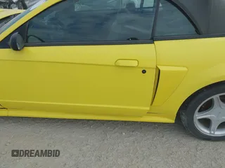 2001 Ford Mustang GT Deluxe с VIN 1FAFP45X61F123907, выставлен на аукционе IAAI как лот 42067359 с пробегом Не указан миль и . История ставок и продаж доступна на DreamBid. Изображение 15.