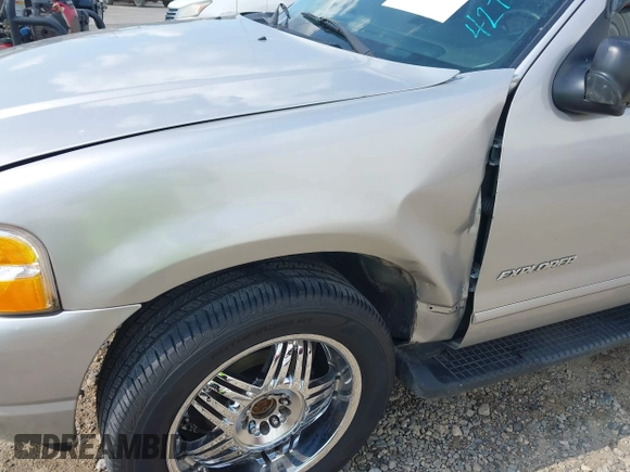 2005 Ford Explorer XLT with VIN 1FMZU73E35UB63135, listed as a IAAI auction lot 42704478 with 294,831 mi miles and . Bid and sale history available at DreamBid. Image 6.