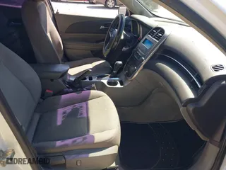 2014 Chevrolet Malibu LS with VIN 1G11B5SL2EF160493, listed as a IAAI auction lot 41599540 with 93,054 mi miles. Bid and sale history available at carsss.com. Image 5.