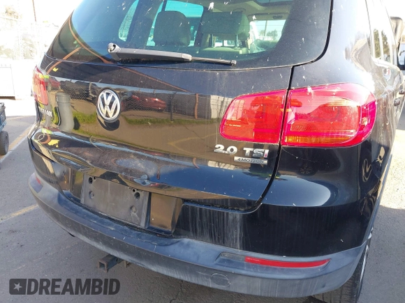 2012 Volkswagen Tiguan S with VIN WVGBV7AX4CW607546, listed as a IAAI auction lot 41295646 with 115,670 mi miles and . Bid and sale history available at DreamBid. Image 6.