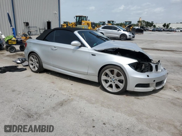 2008 BMW 1 Series 135i z VIN WBAUN93598VF54733, wystawiony jako Copart lot #59838075 z przebiegiem 169 177 mil mil oraz Szkoda całkowita • Salvage title. Historia ofert i sprzedaży dostępna na DreamBid. Obrazek 4.