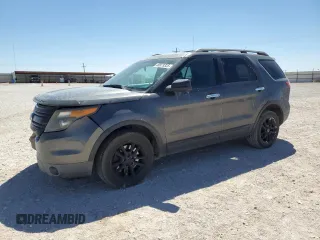 2013 Ford Utility Police Interceptor with VIN 1FM5K8AR5DGC20920, listed as a Copart auction lot 49979325 with 147,821 mi miles and Salvage Title. Bid and sale history available at carsss.com. Image 1.