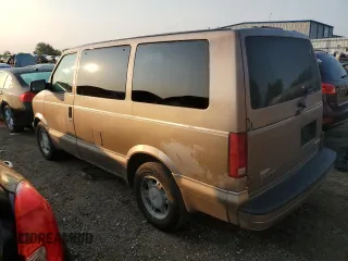 2005 GMC Safari with VIN 1GKDM19X45B504434, listed as a Copart auction lot 64241274 with 177,487 mi miles and Salvage Title. Bid and sale history available at carsss.com. Image 2.