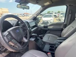 2019 Ford F-150 XL z VIN 1FTEX1C51KKC92425, wystawiony jako IAAI lot #42526412 z przebiegiem 150 373 mil mil oraz . Historia ofert i sprzedaży dostępna na DreamBid. Obrazek 22.