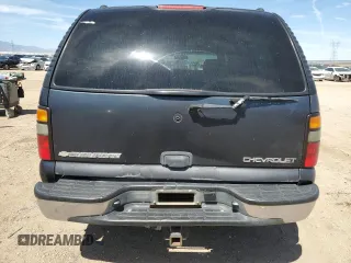 2004 Chevrolet Suburban LS z VIN 1GNEC16T34J317301, wystawiony jako Copart lot #57801655 z przebiegiem 269 929 mil mil oraz Czysty tytuł • Clean title. Historia ofert i sprzedaży dostępna na DreamBid. Obrazek 6.