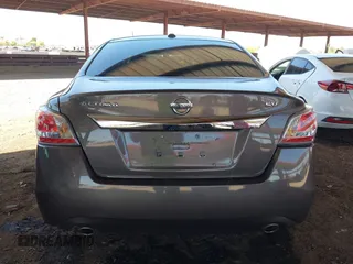 2015 Nissan Altima SL z VIN 1N4AL3AP0FC233740, wystawiony jako IAAI lot #42239684 z przebiegiem 111 970 mil mil oraz . Historia ofert i sprzedaży dostępna na DreamBid. Obrazek 16.