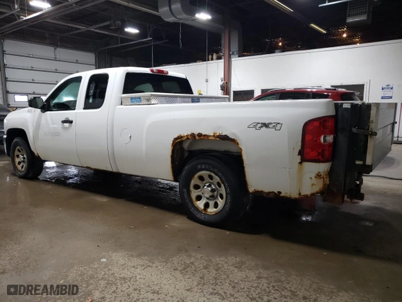 2011 Chevrolet Silverado 1500 Work Truck with VIN 1GCRKPE05BZ295582, listed as a Copart auction lot 77714744 with 148,747 mi miles and Clean Title. Bid and sale history available at carsss.com. Image 2.