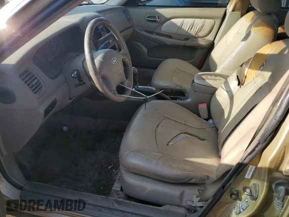 2004 Hyundai Sonata GLS with VIN KMHWF35H94A018047, listed as a Copart auction lot 62690804 with 176,336 mi miles and Salvage Title. Bid and sale history available at carsss.com. Image 7.
