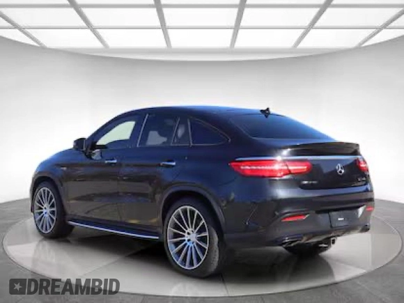 2019 Mercedes-Benz GLE 43 AMG z VIN 4JGED6EB9KA141097, wystawiony jako Copart lot #57786195 z przebiegiem 64 450 mil mil oraz Czysty tytuł • Clean title. Historia ofert i sprzedaży dostępna na DreamBid. Obrazek 3.