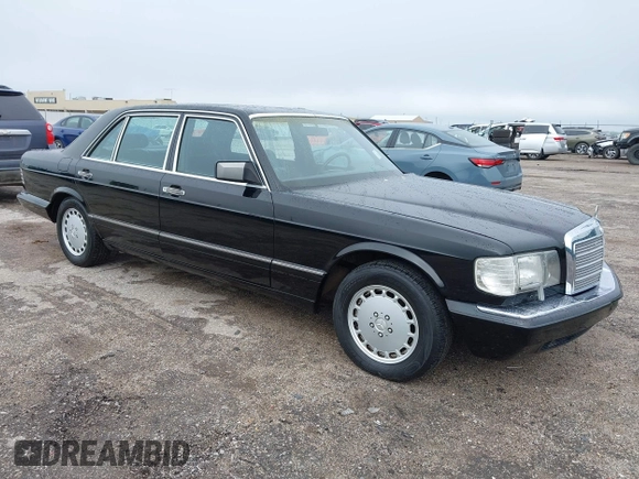 1990 Mercedes-Benz 560 with VIN WDBCA39E4LA534349, listed as a IAAI auction lot 42201056 with 211,470 mi miles and . Bid and sale history available at DreamBid. Image 1.
