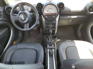 2014 MINI Countryman with VIN WMWZB3C56EWR38919, listed as a Copart auction lot 61385865 with 127,368 mi miles and Salvage title. Bid and sale history available at DreamBid. Image 8.