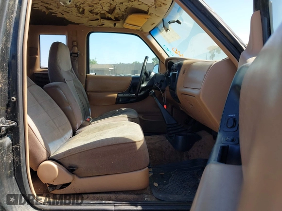 1995 Ford Ranger Splash z VIN 1FTCR14U4SPA42901, wystawiony jako IAAI lot #42497056 z przebiegiem 251 549 mil mil oraz . Historia ofert i sprzedaży dostępna na DreamBid. Obrazek 5.