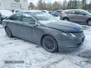 2015 Lincoln MKZ z VIN 3LN6L2J99FR606377, wystawiony jako IAAI lot #41597537 z przebiegiem 110 746 mil mil oraz . Historia ofert i sprzedaży dostępna na DreamBid. Obrazek 1.