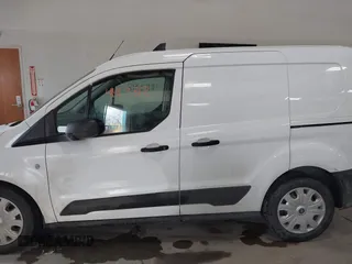 2022 Ford Transit Connect XL z VIN NM0LS6S26N1517598, wystawiony jako IAAI lot #41413312 z przebiegiem 81 356 mil mil oraz . Historia ofert i sprzedaży dostępna na DreamBid. Obrazek 14.
