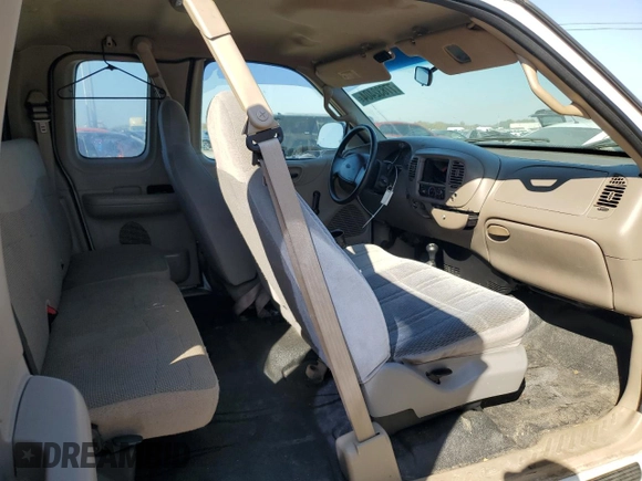 2000 Ford F-150 XL with VIN 1FTRX18W2YNC34320, listed as a Copart auction lot 77832404 with 217,448 mi miles and Clean Title. Bid and sale history available at carsss.com. Image 10.