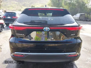 2023 Toyota Venza LE z VIN JTEAAAAHXPJ135577, wystawiony jako IAAI lot #41938935 z przebiegiem 74 046 mil mil oraz . Historia ofert i sprzedaży dostępna na DreamBid. Obrazek 16.