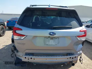 2020 Subaru Forester Touring with VIN JF2SKAXC5LH443602, listed as a IAAI auction lot 41868286 with 101,156 mi miles. Bid and sale history available at carsss.com. Image 17.