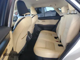 2016 Lexus NX 200t z VIN JTJYARBZ3G2043890, wystawiony jako Copart lot #44163675 z przebiegiem 72 045 mil mil oraz Szkoda całkowita • Salvage title. Historia ofert i sprzedaży dostępna na DreamBid. Obrazek 10.