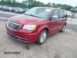 2013 Chrysler Town & Country Limited z VIN 2C4RC1GG0DR809789, wystawiony jako IAAI lot #42375930 z przebiegiem 102 545 mil mil oraz . Historia ofert i sprzedaży dostępna na DreamBid. Obrazek 2.