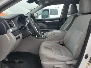 2019 Toyota Highlander LE z VIN 5TDZARFH1KS052212, wystawiony jako Copart lot #51275045 z przebiegiem 187 322 mil mil oraz Tytuł czysty. Historia ofert i sprzedaży dostępna na DreamBid. Obrazek 7.