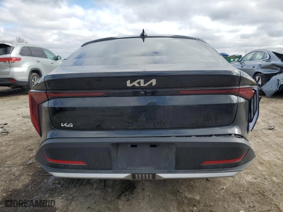2025 Kia K4 LXS with VIN 3KPFT4DE2SE030447, listed as a Copart auction lot 43762505 with 6,352 mi miles and Salvage Title. Bid and sale history available at carsss.com. Image 6.