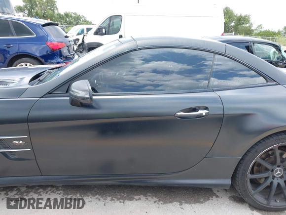 2016 Mercedes-Benz SL 550 z VIN WDDJK7DA1GF040191, wystawiony jako IAAI lot #42441489 z przebiegiem 98 755 mil mil oraz . Historia ofert i sprzedaży dostępna na DreamBid. Obrazek 14.