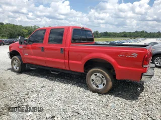 2006 Ford Super Duty F-250 XL with VIN 1FTSW21P26EB89549, listed as a Copart auction lot 68265024 with 218,325 mi miles and Salvage Title. Bid and sale history available at carsss.com. Image 2.