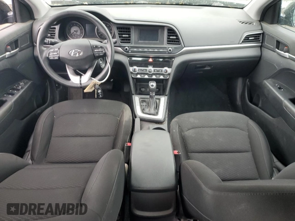 2020 Hyundai Elantra SE z VIN KMHD74LF5LU945281, wystawiony jako Copart lot #58012135 z przebiegiem Nie podano mil oraz Szkoda całkowita • Salvage title. Historia ofert i sprzedaży dostępna na DreamBid. Obrazek 8.
