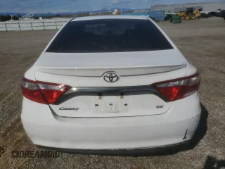 2015 Toyota Camry XLE with VIN 4T1BF1FK2FU890830, listed as a Copart auction lot 49225755 with 131,271 mi miles and Salvage Title. Bid and sale history available at DreamBid. Image 6.