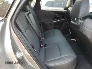 2023 Subaru Solterra Premium z VIN JTMABABA0PA015015, wystawiony jako Copart lot #61691623 z przebiegiem 2797 mil mil oraz . Historia ofert i sprzedaży dostępna na DreamBid. Obrazek 11.