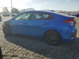 2018 Hyundai Ioniq Hybrid Blue with VIN KMHC65LCXJU090035, listed as a Copart auction lot 52071845 with 92,631 mi miles and Salvage Title. Bid and sale history available at carsss.com. Image 2.