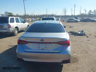 2020 Toyota Avalon Hybrid Limited with VIN 4T1D21FB6LU018439, listed as a IAAI auction lot 41429451 with 50,652 mi miles. Bid and sale history available at carsss.com. Image 16.