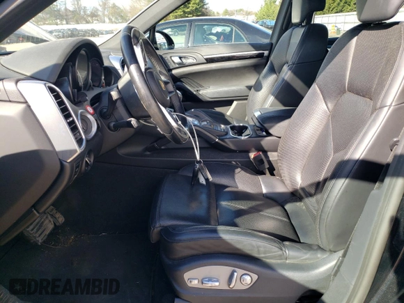 2016 Porsche Cayenne Diesel with VIN WP1AF2A21GKA41751, listed as a Copart auction lot 79613994 with 152,702 mi miles and Salvage title. Bid and sale history available at DreamBid. Image 7.